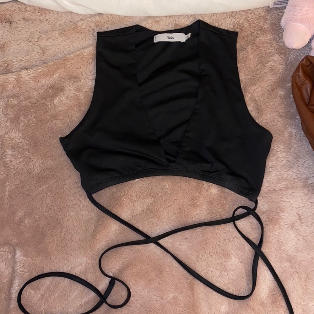 Black crop top.